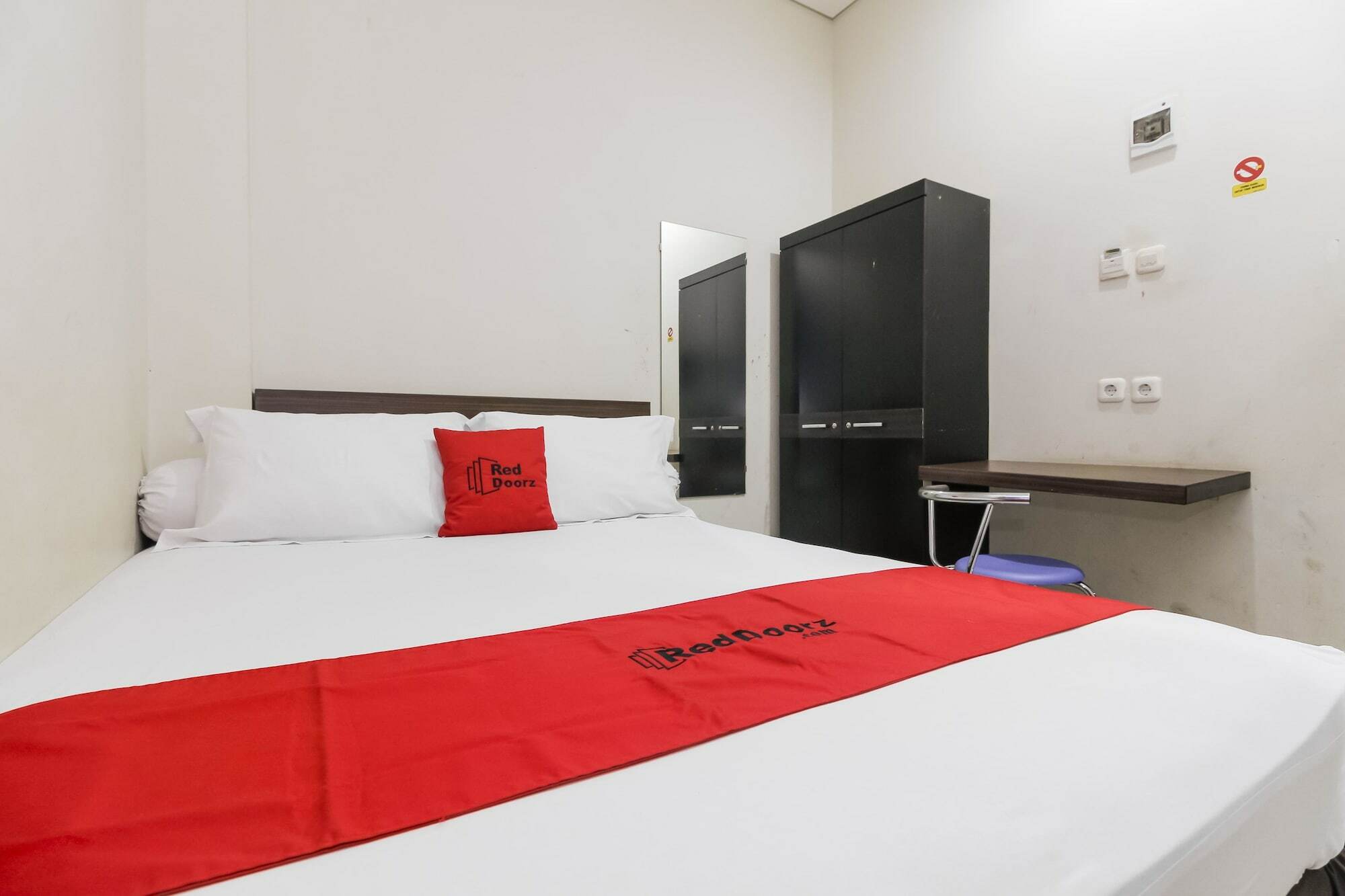 RedDoorz near Samarinda Central Plaza Dış mekan fotoğraf